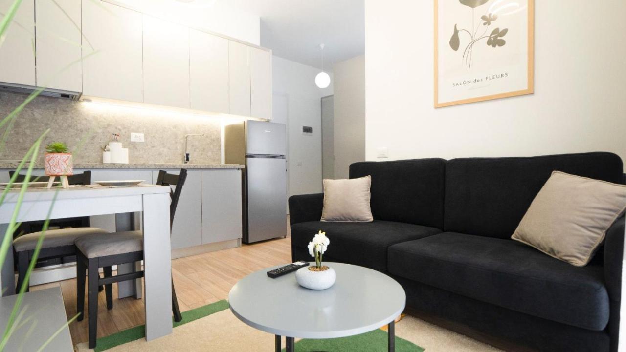Comfy Studio At 'Mangalem21 Complex' Parking-Wifi-Ac-View Tirana Exteriör bild